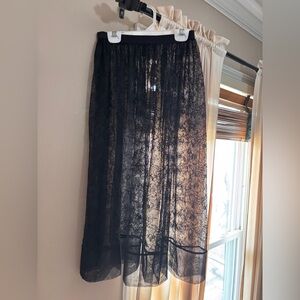 NWT Victorias Secret 2 Lace skirts, size-xs